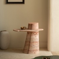 <a href="https://www.galeriegosserez.com/artistes/donnersberg-emma.html">Emma Donnersberg</a> - Cloud - Guéridon